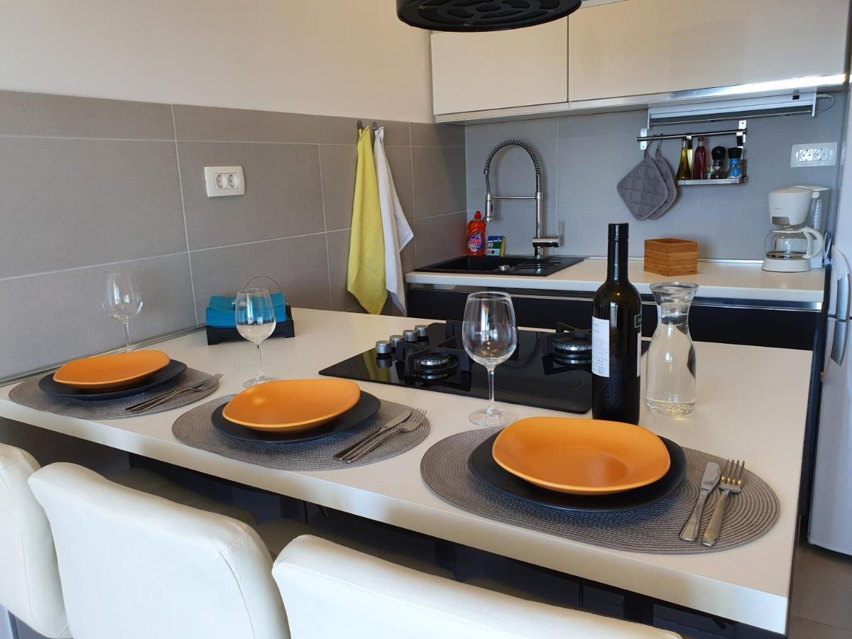 Comfortable Family Apt Iris 20M From Beach In มันเดร ภายนอก รูปภาพ
