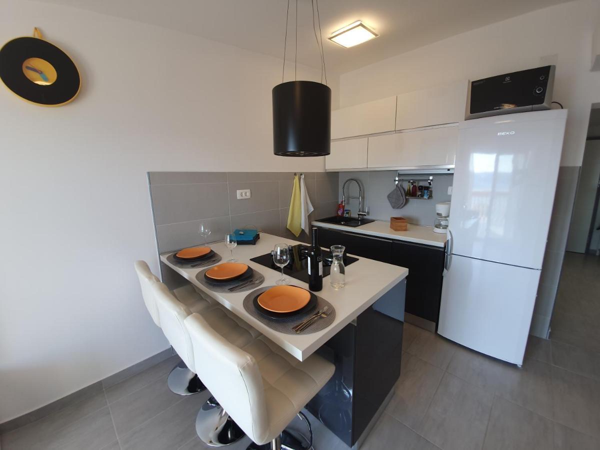 Comfortable Family Apt Iris 20M From Beach In มันเดร ภายนอก รูปภาพ