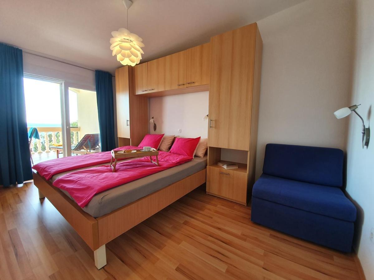 Comfortable Family Apt Iris 20M From Beach In มันเดร ภายนอก รูปภาพ