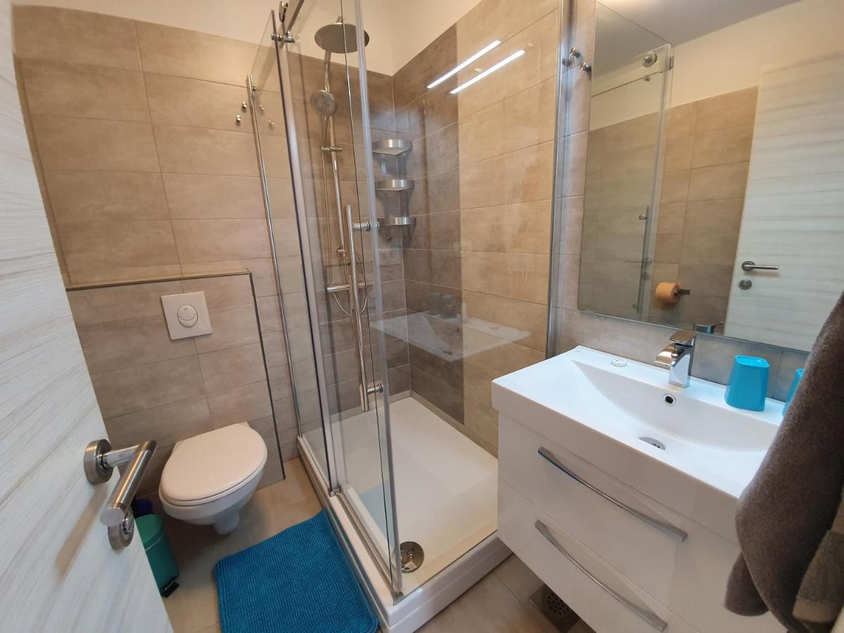 Comfortable Family Apt Iris 20M From Beach In มันเดร ภายนอก รูปภาพ