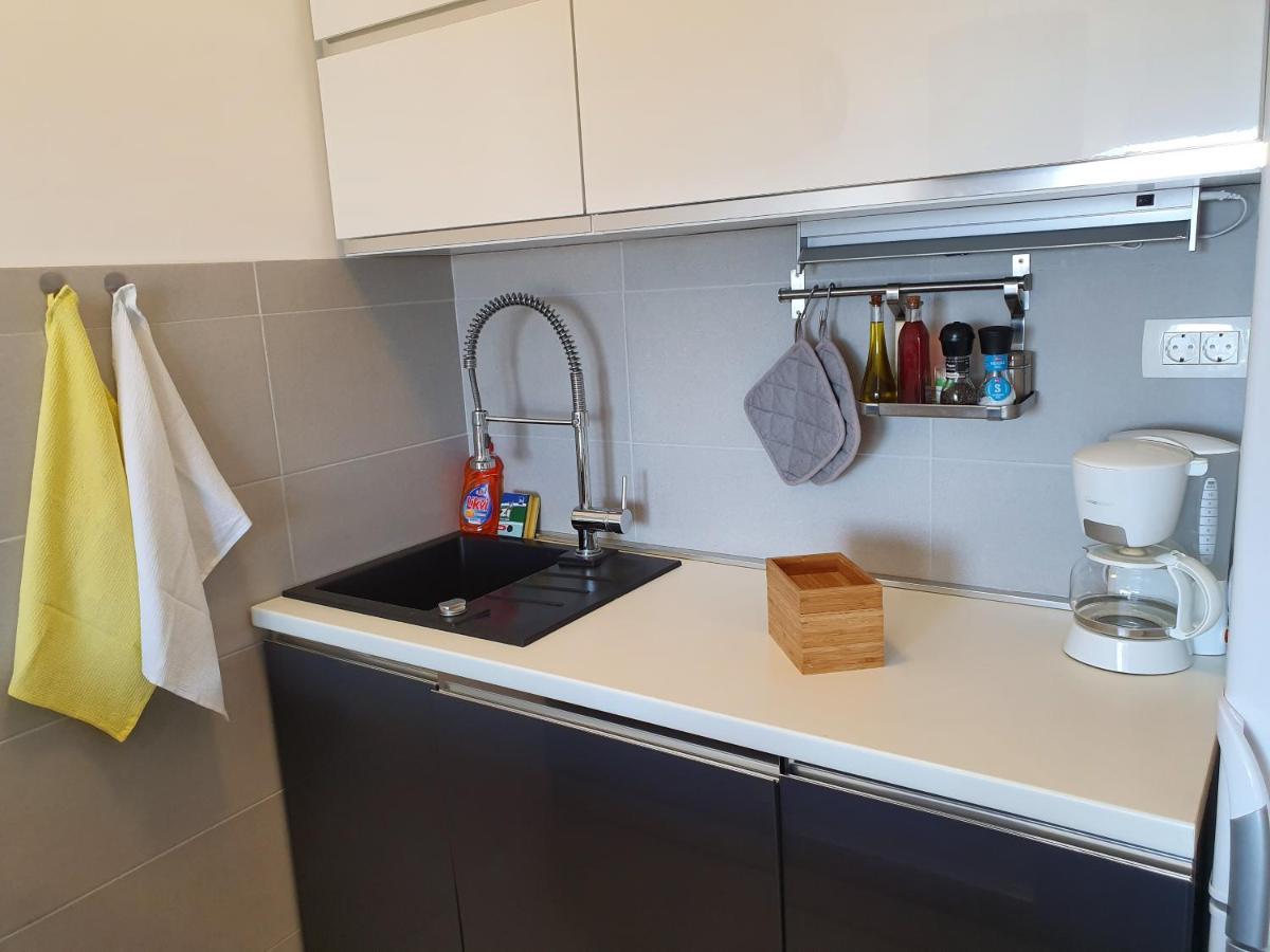 Comfortable Family Apt Iris 20M From Beach In มันเดร ภายนอก รูปภาพ
